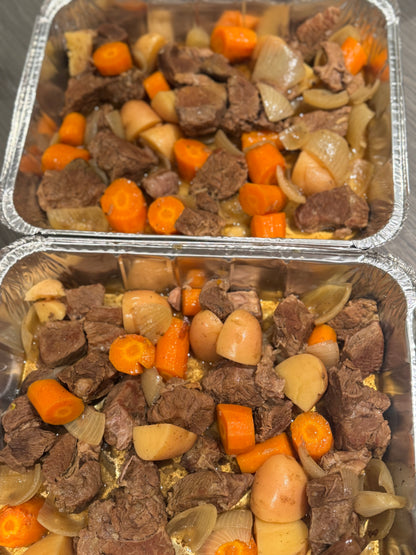 Slow cooked “pot pot roast with potatoes & carrots”